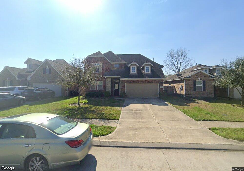 1049 Cash St, Alvin, TX 77511 - photo 1