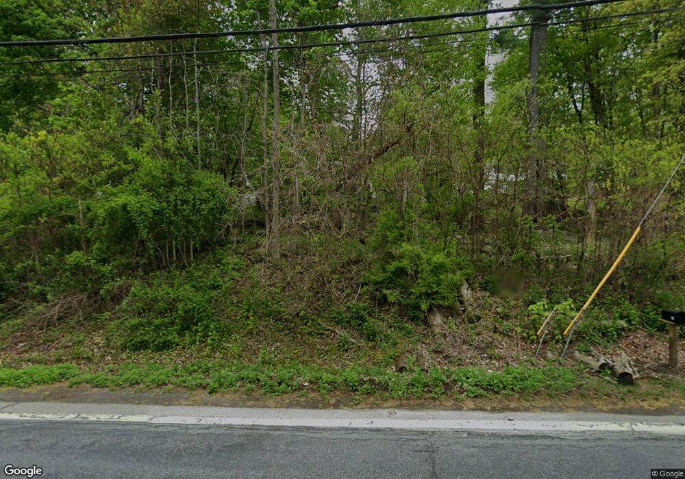 730 Croton Lake Rd, Yorktown Heights, NY 10598 - photo 1