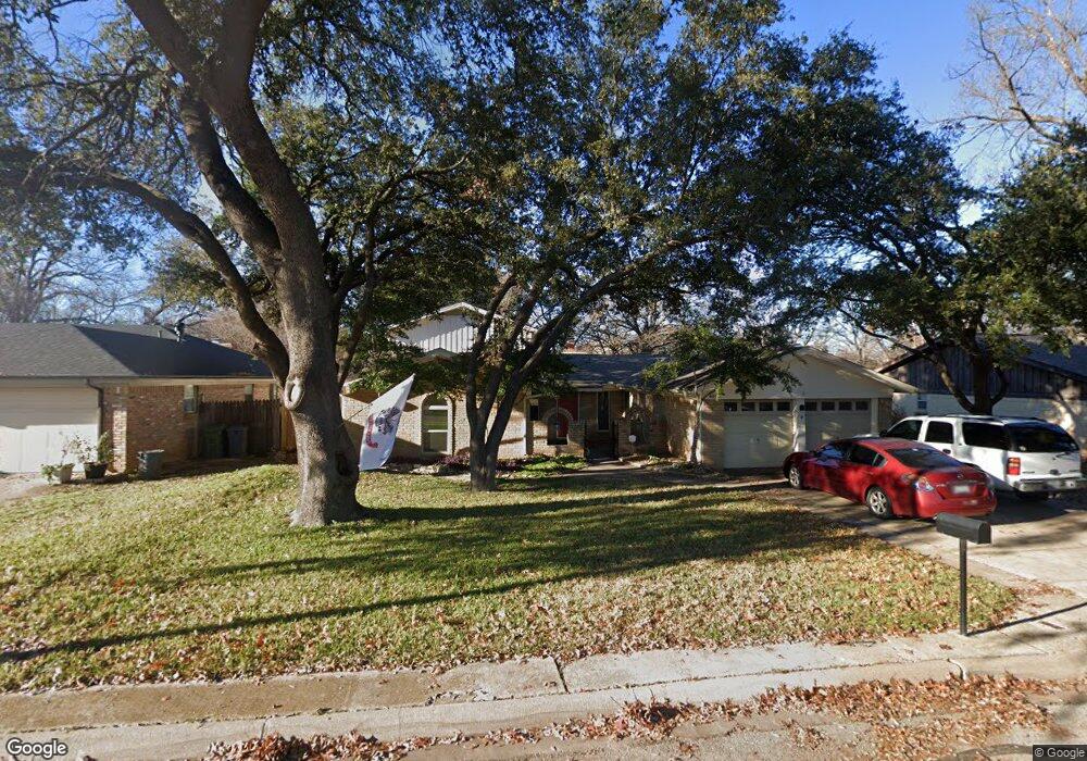 401 Glenn Dr, Hurst, TX 76053 - photo 1