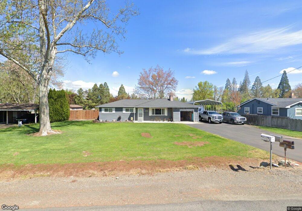 2472 Robin Ln, Central Point, OR 97502 - photo 1