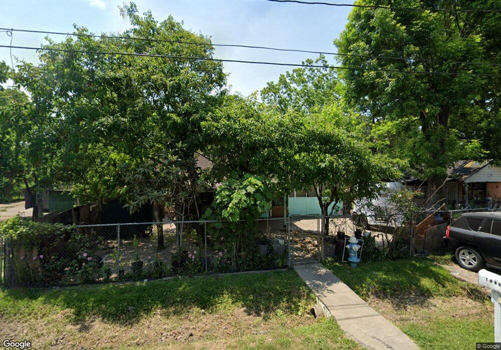 10901 Ell Rd, Houston, TX 77093 - photo 1