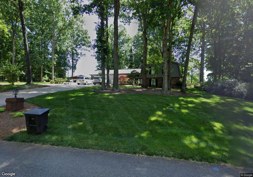 509 Camelot Dr, Statesville, NC 28625 - photo 1