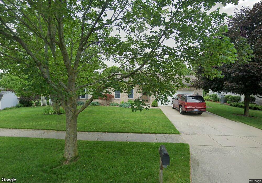 320 Keinath Dr, Frankenmuth, MI 48734 - photo 1