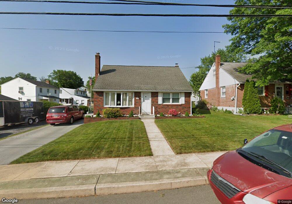 127 W 8th St, Pottstown, PA 19464 - photo 1