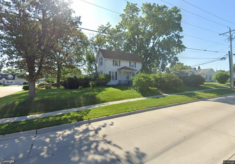 1301 18th St, Bettendorf, IA 52722 - photo 1