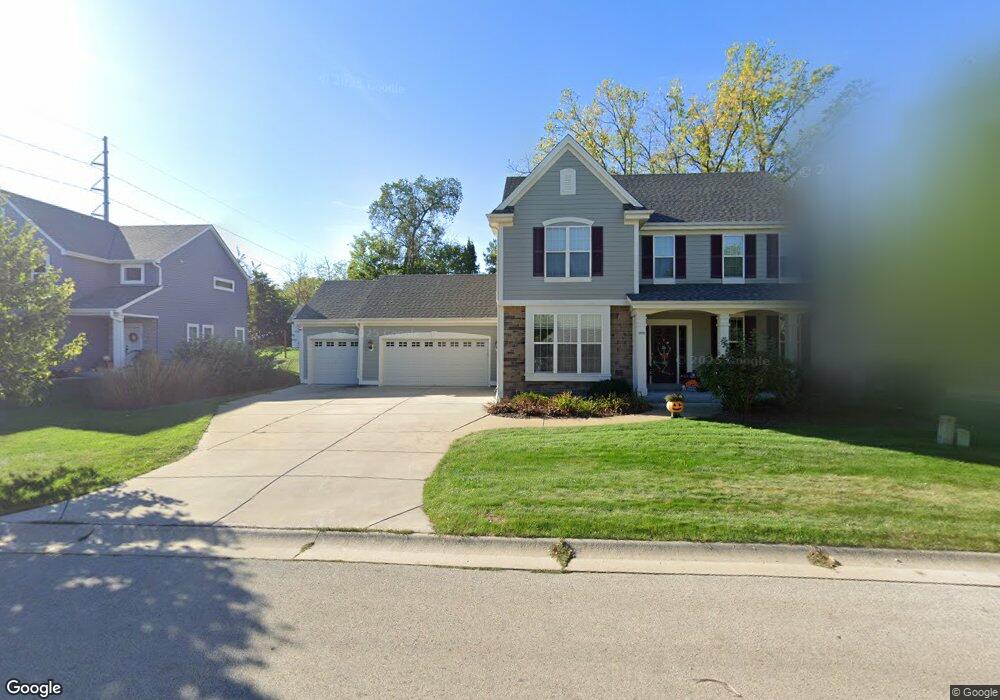 908 Park Way, Delafield, WI 53018 - photo 1
