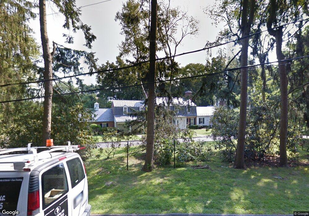 1 Pheasant Ln, Greenwich, CT 06830 - photo 1