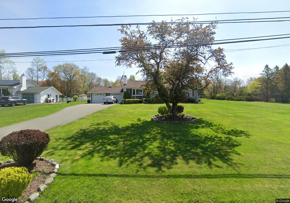 542 Ridge Ave, Hawley, PA 18428 - photo 1