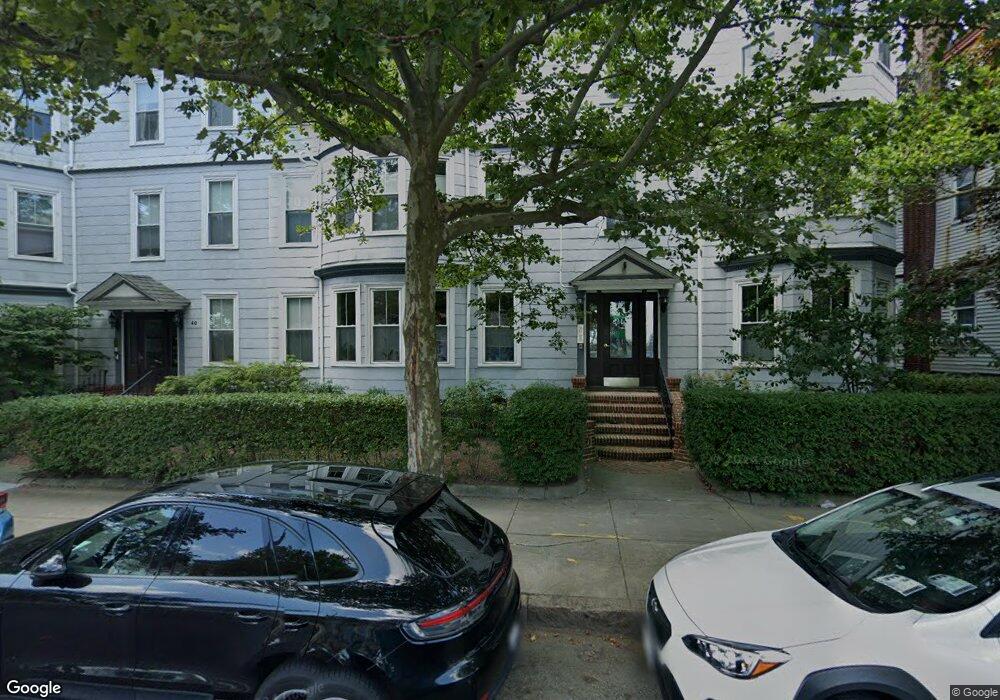 42 Highland Ave unit 5, Somerville, MA 02143 - photo 1