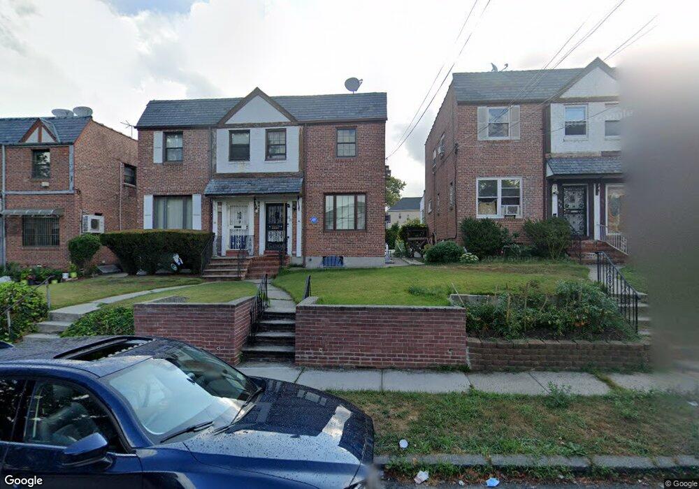 8225 165th St, Jamaica, NY 11432 - photo 1