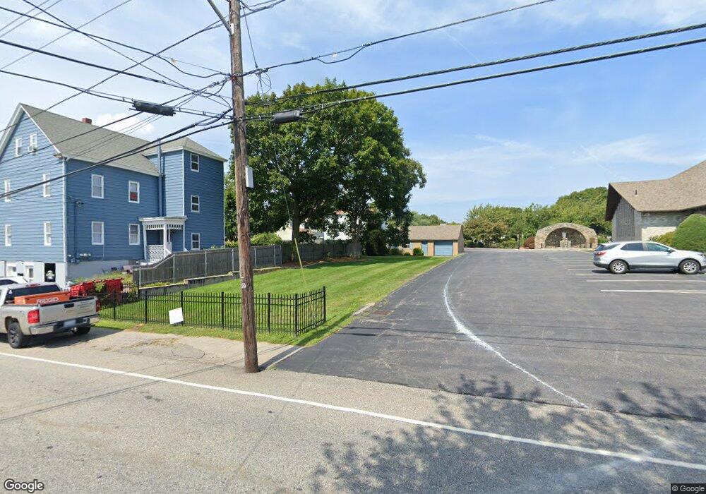 359 Maple Ave, Barrington, RI 02806 - photo 1