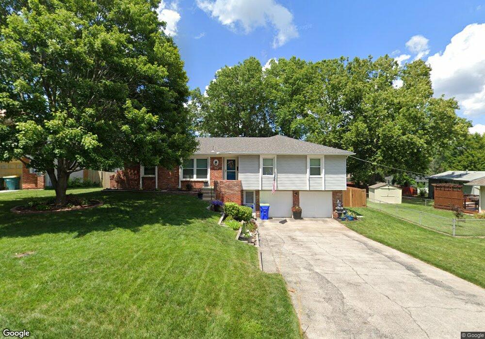 11002 W 72nd Terrace, Shawnee, KS 66203 - photo 1