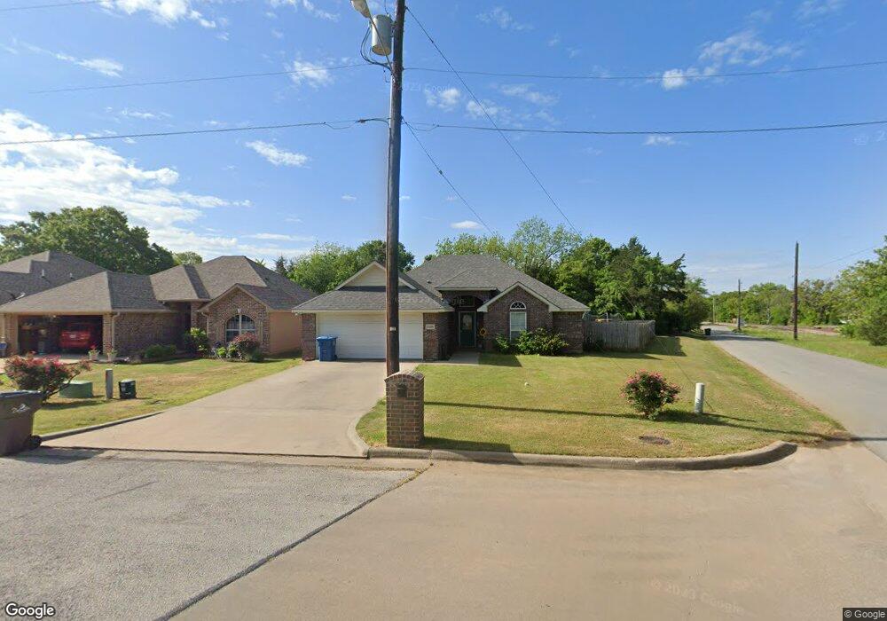 1230 Amsden Cir, Denison, TX 75020 - photo 1