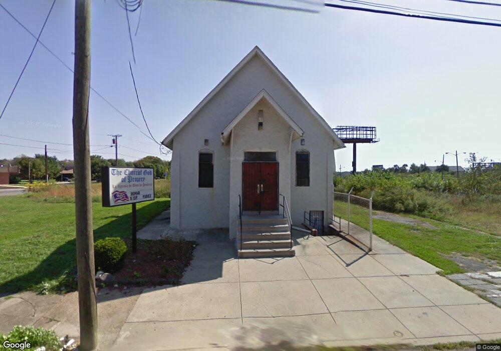 318 N 11th St, Camden, NJ 08102 - photo 1