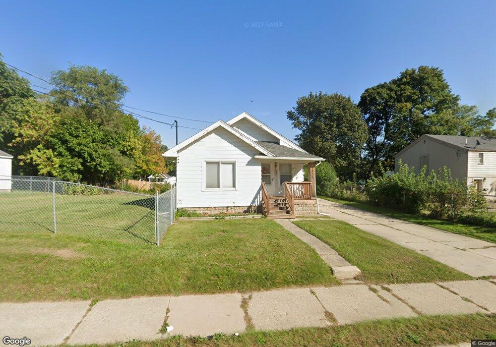 1424 N Mlk Blvd, Lansing, MI 48915 - photo 1
