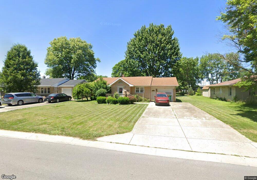 1040 E Buchanan St, Plainfield, IN 46168 - photo 1