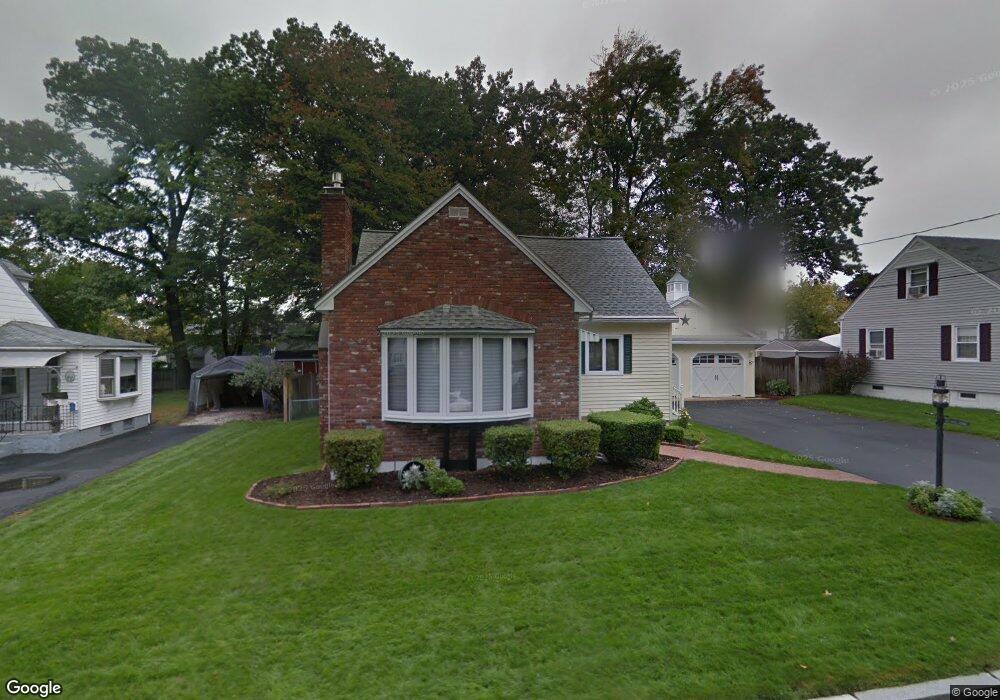 128 Holly Ave, Manchester, NH 03103 - photo 1