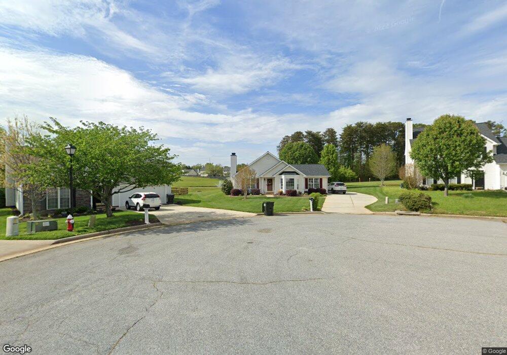 3605 Shadow Ridge Dr, High Point, NC 27265 - photo 1