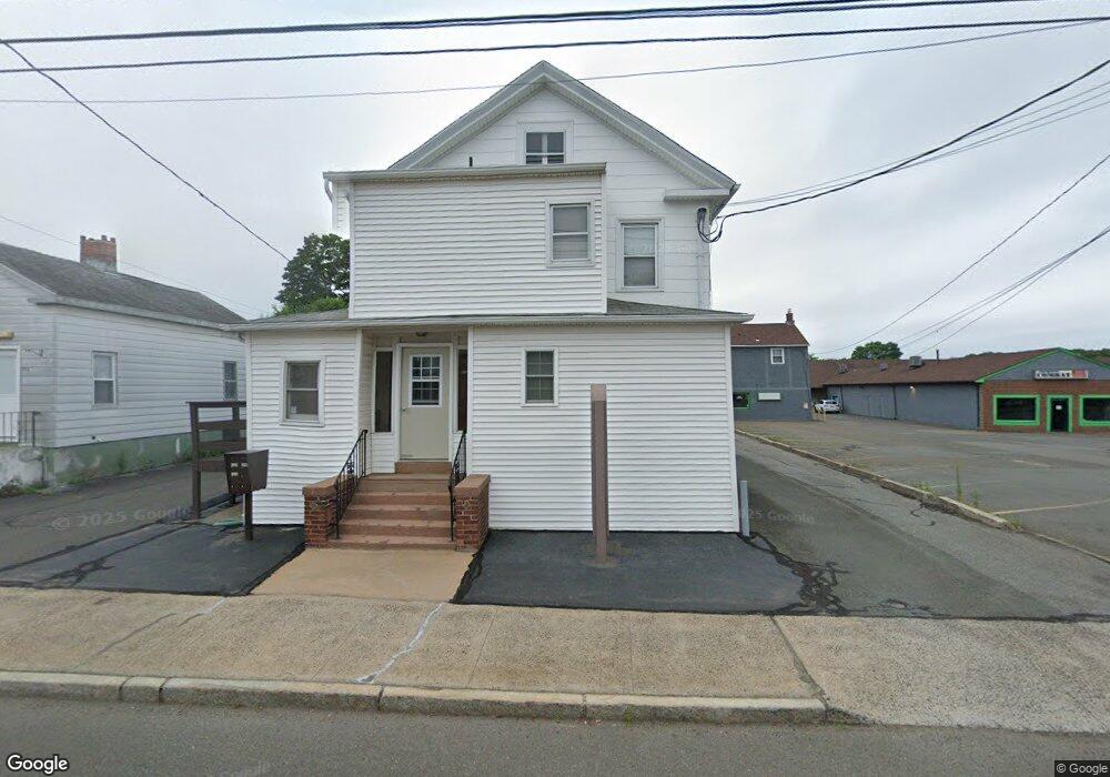 204 N Colony St unit R, Wallingford, CT 06492 - photo 1