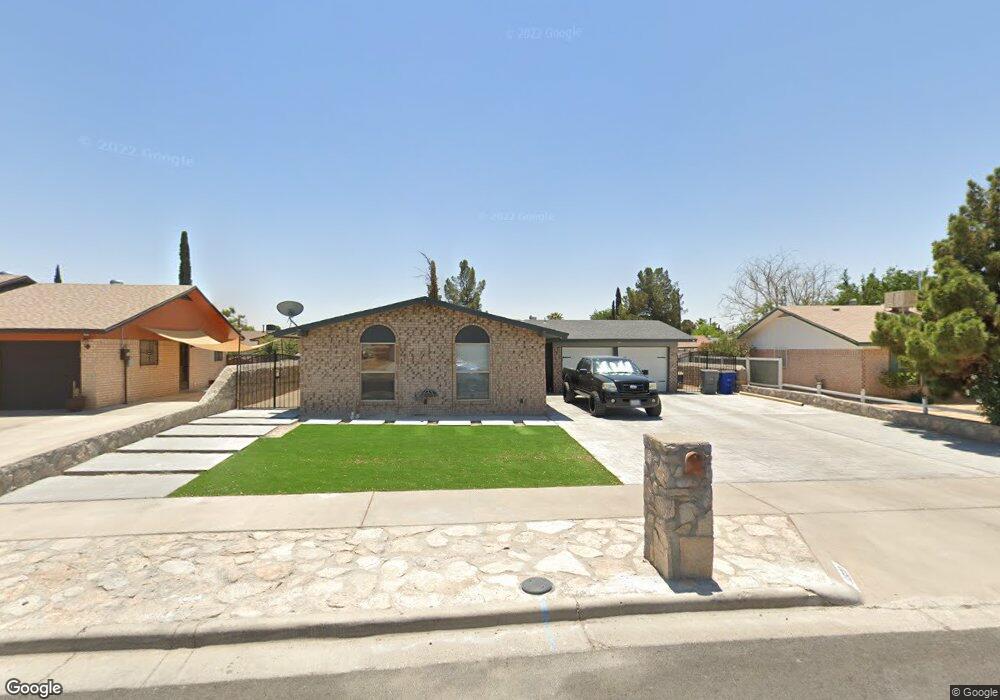 11320 Jack Cupit Ln, El Paso, TX 79936 - photo 1