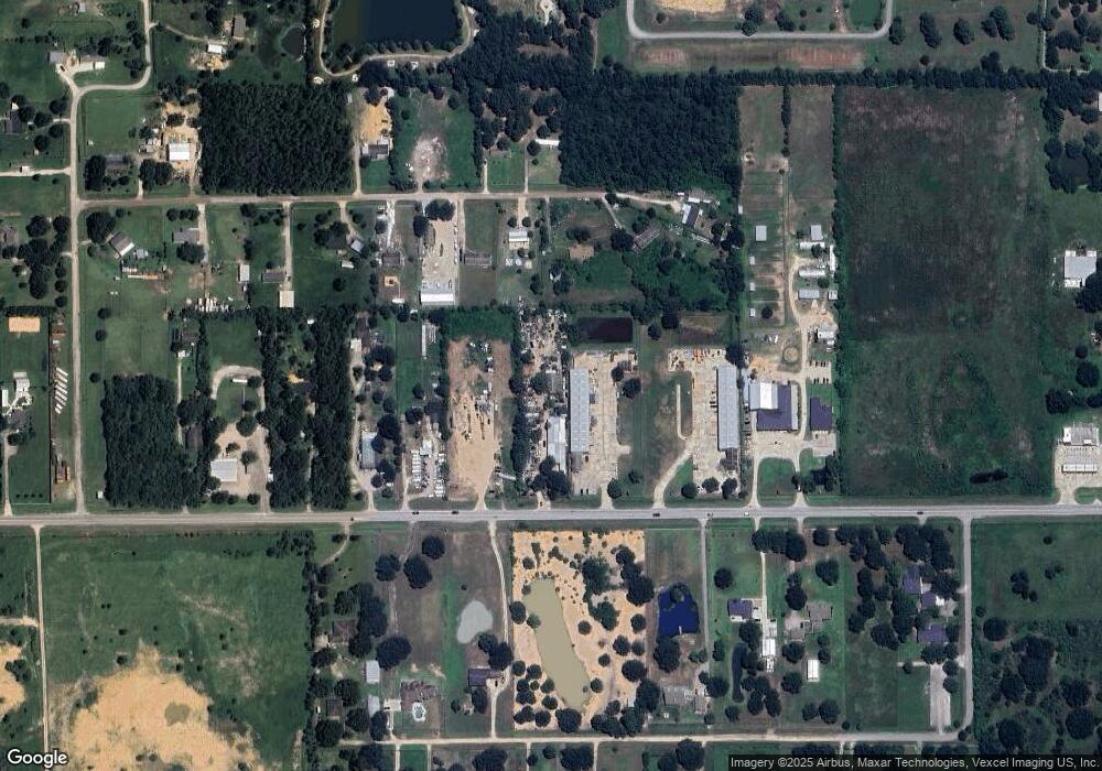 28315 Wintergreen St, Waller, TX 77484 - photo 1