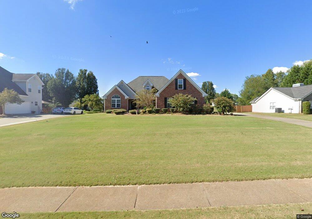 1172 Vintage Way, Hoschton, GA 30548 - photo 1