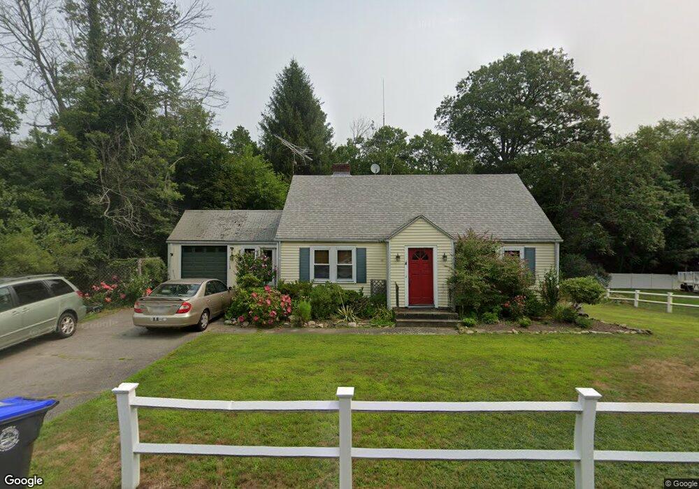 4 Causeway St, Hudson, MA 01749 - photo 1
