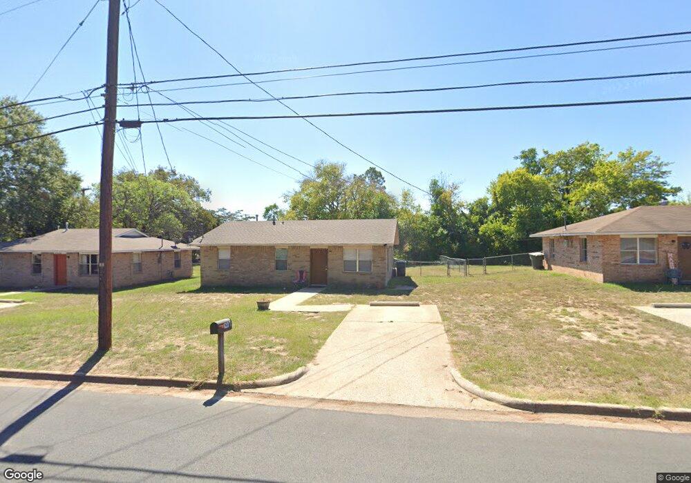 1207 Dolph St, Nacogdoches, TX 75964 - photo 1