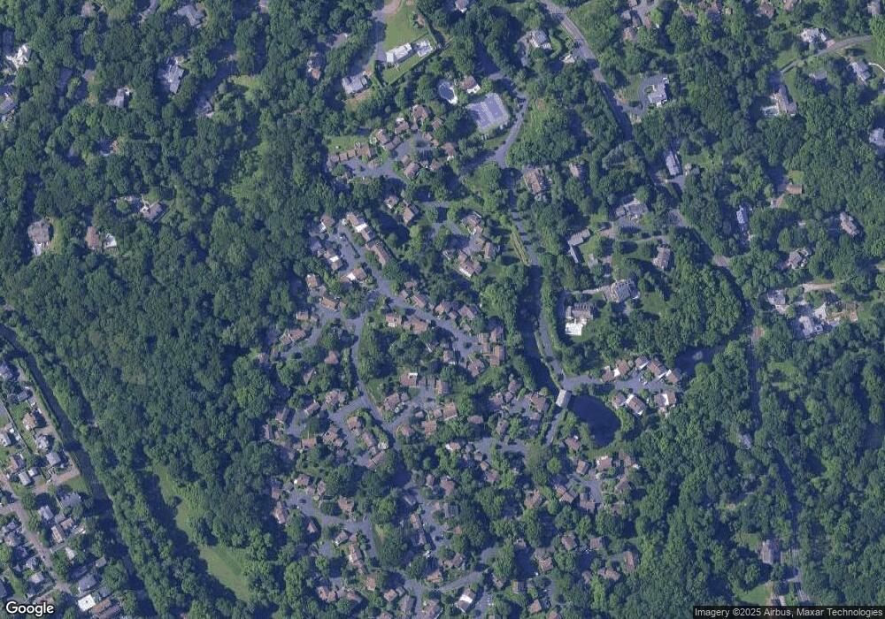 603 W Lyon Farm Dr, Greenwich, CT 06831 - photo 1