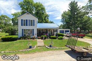 1241 Bainbridge St, Barry, IL 62312