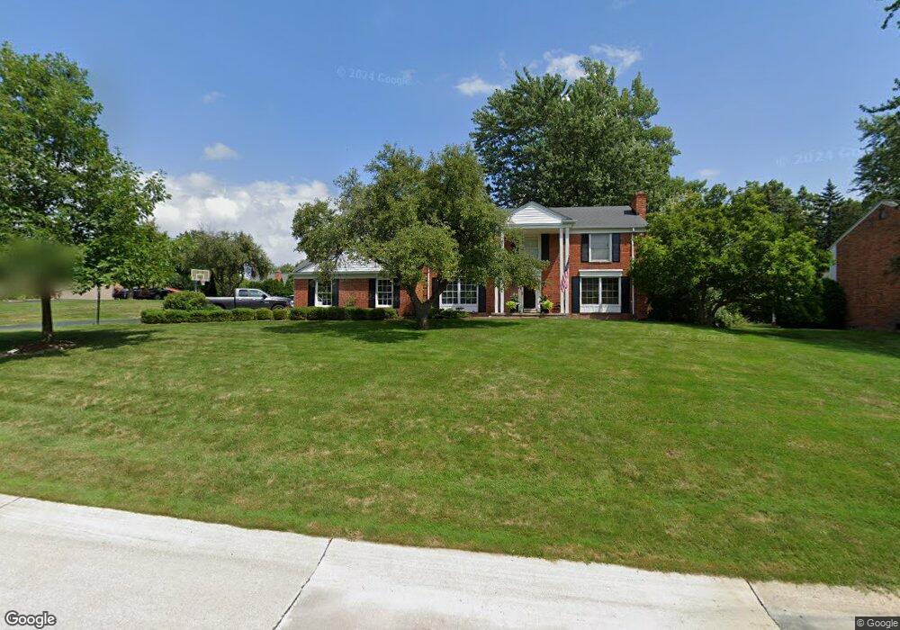 4235 Covered Bridge Rd, Bloomfield Hills, MI 48302 - photo 1