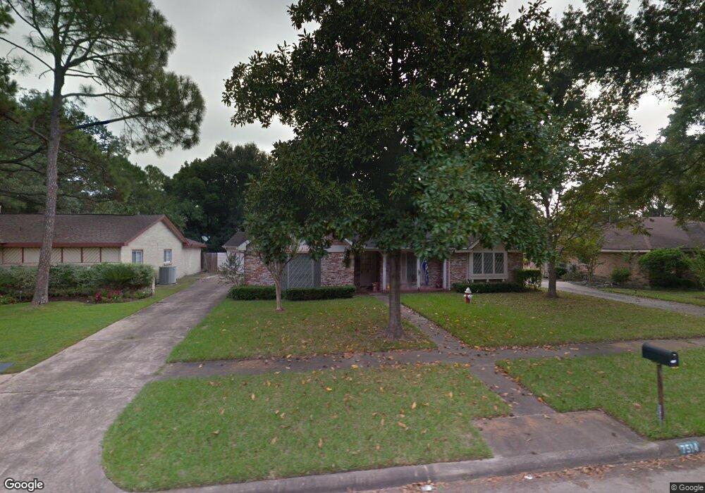 7514 Deep Forest Dr, Houston, TX 77088 - photo 1