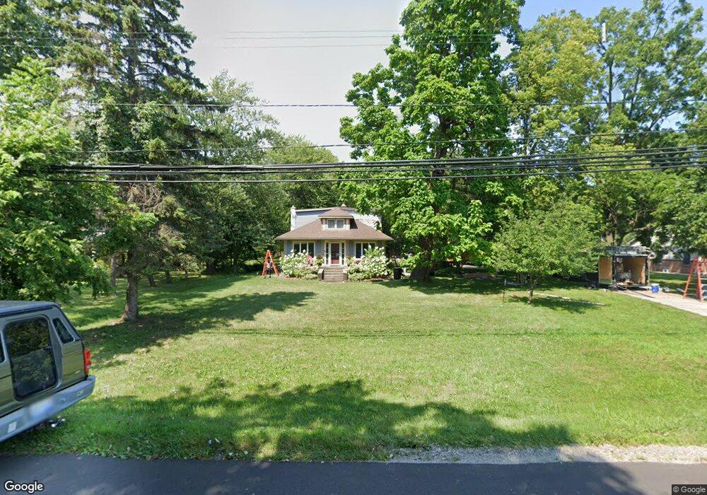 7918 Ferry Rd, Grosse Ile, MI 48138 - photo 1