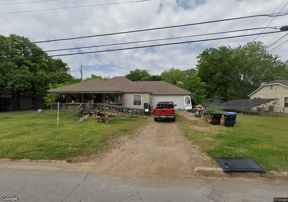 2401 Juanita Dr, Denison, TX 75020 - photo 1