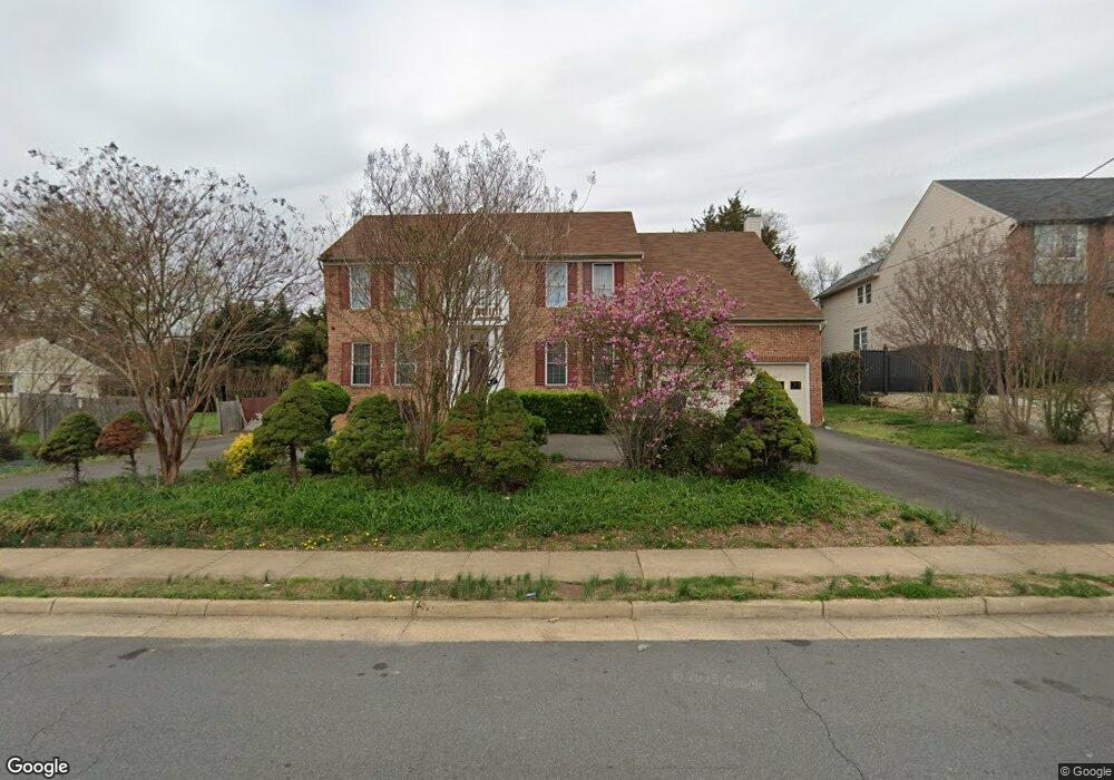 3452 Washington Dr, Falls Church, VA 22041 - photo 1