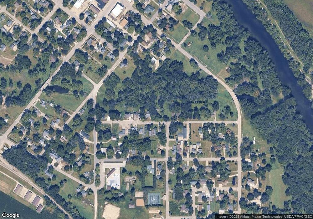 503 E Courtland St, Shell Rock, IA 50670 - photo 1