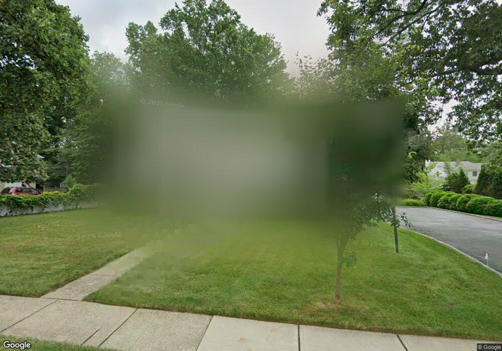 520 Forest Ave, Paramus, NJ 07652 - photo 1