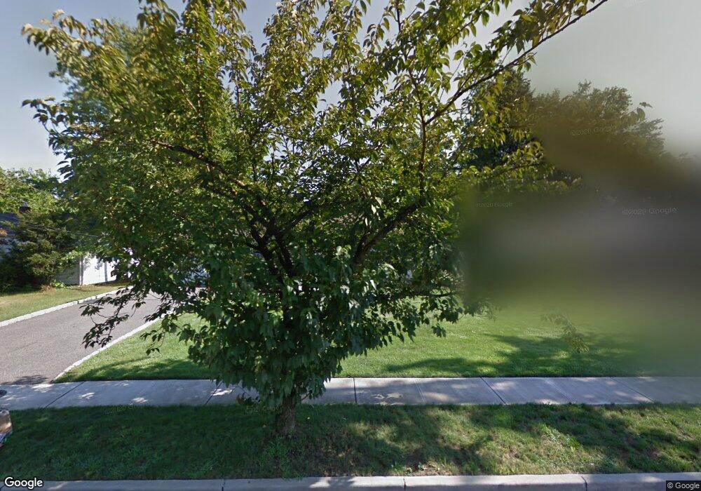 284 Howland Ave, River Edge, NJ 07661 - photo 1