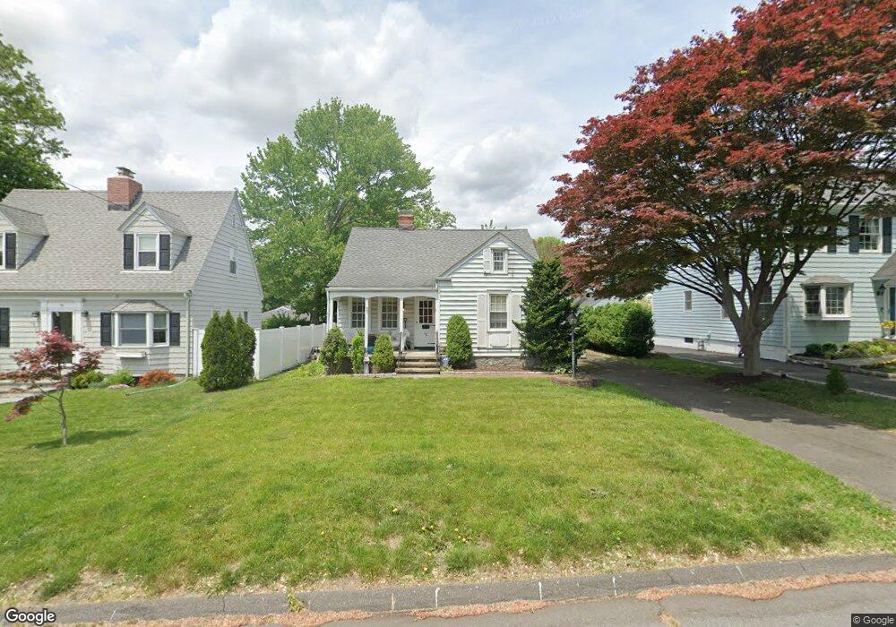 46 Windermere St, Fairfield, CT 06825 - photo 1