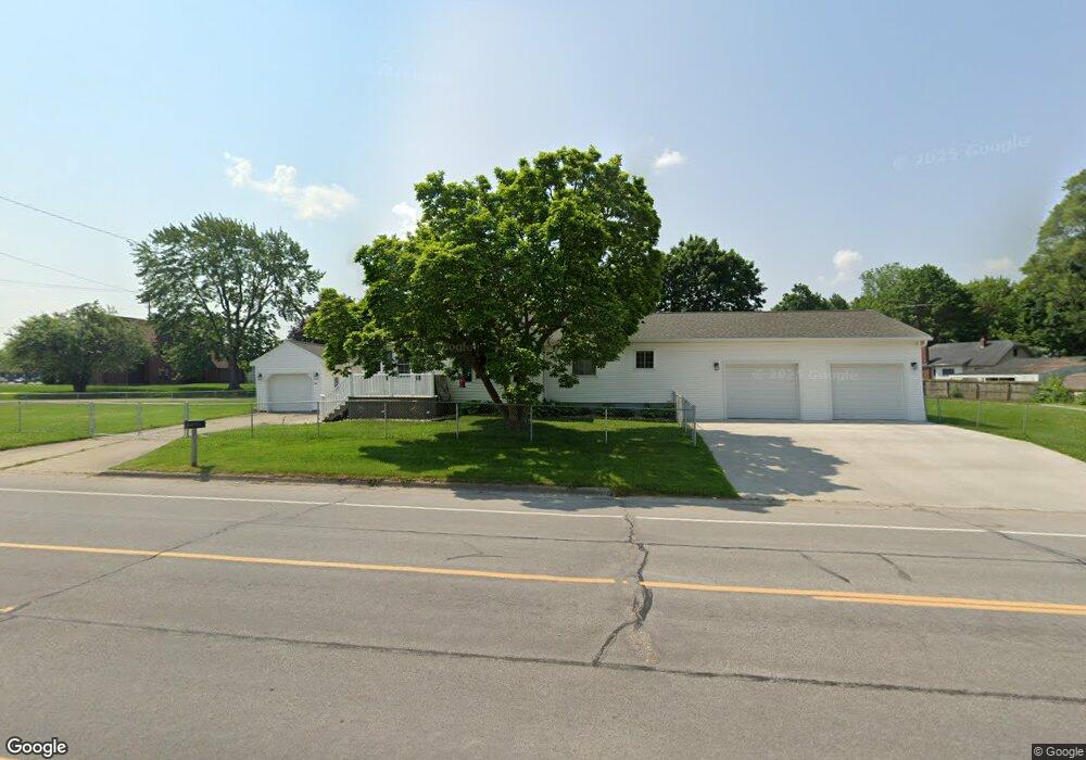 1027 Hemphill Rd, Flint, MI 48507 - photo 1