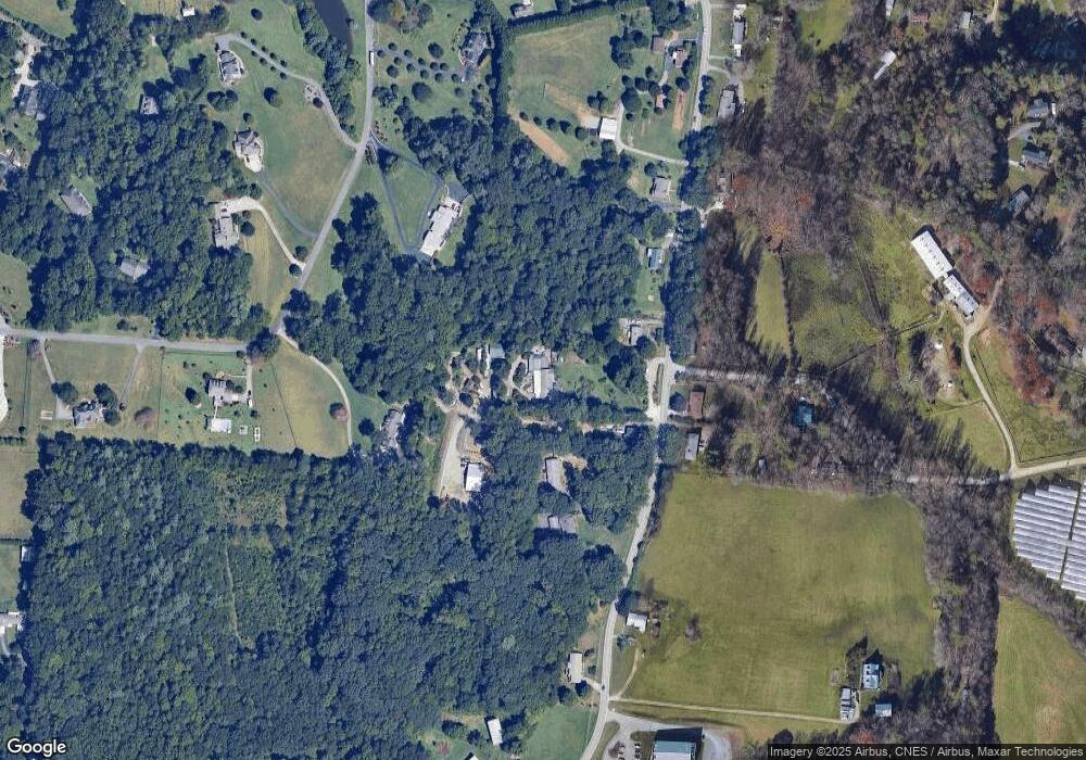 262 Mount Carmel Rd, Asheville, NC 28806 - photo 1