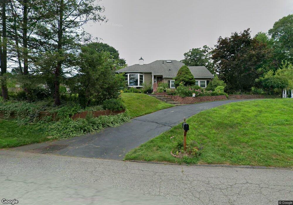 8 Whispering Ct, Bardonia, NY 10954 - photo 1