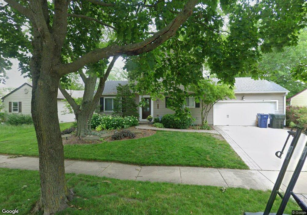 1916 Stanford Dr, Naperville, IL 60565 - photo 1
