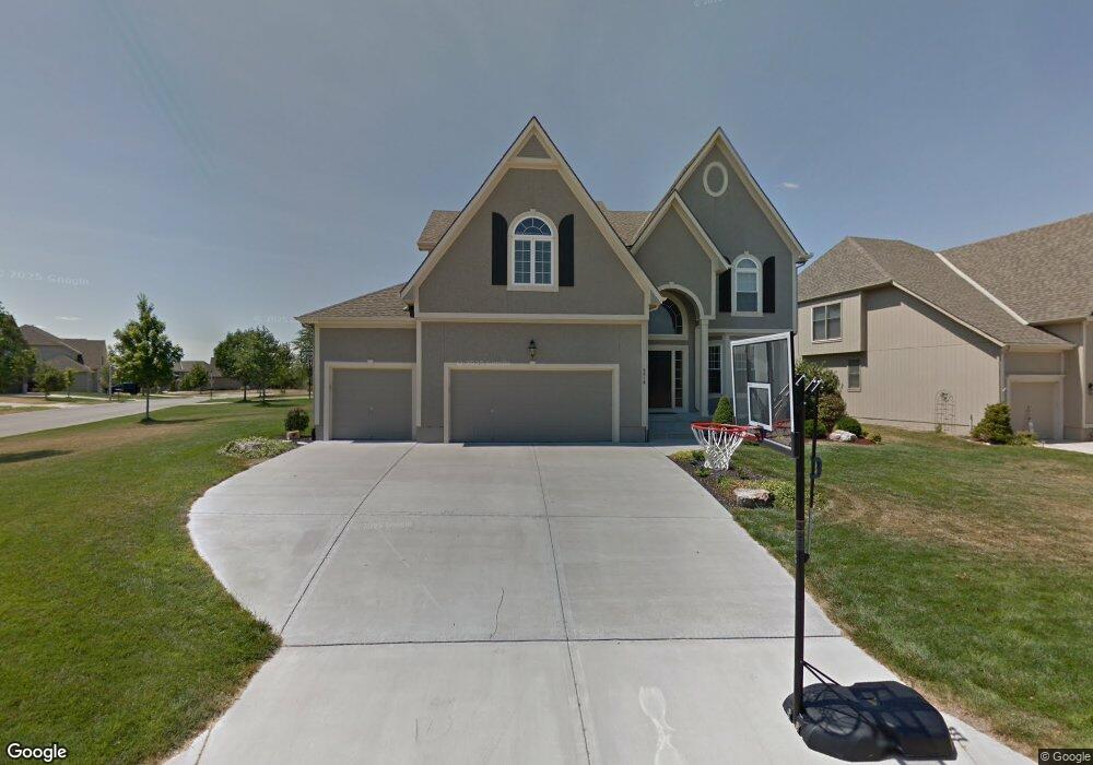 5518 Payne St, Shawnee, KS 66226 - photo 1