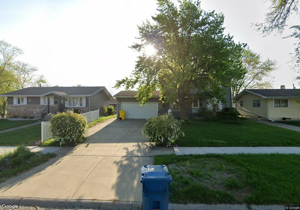 1225 N Rensselaer Ct, Griffith, IN 46319 - photo 1