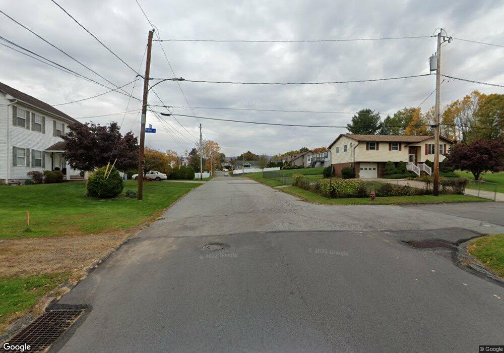 829 Elm St, Olyphant, PA 18447 - photo 1