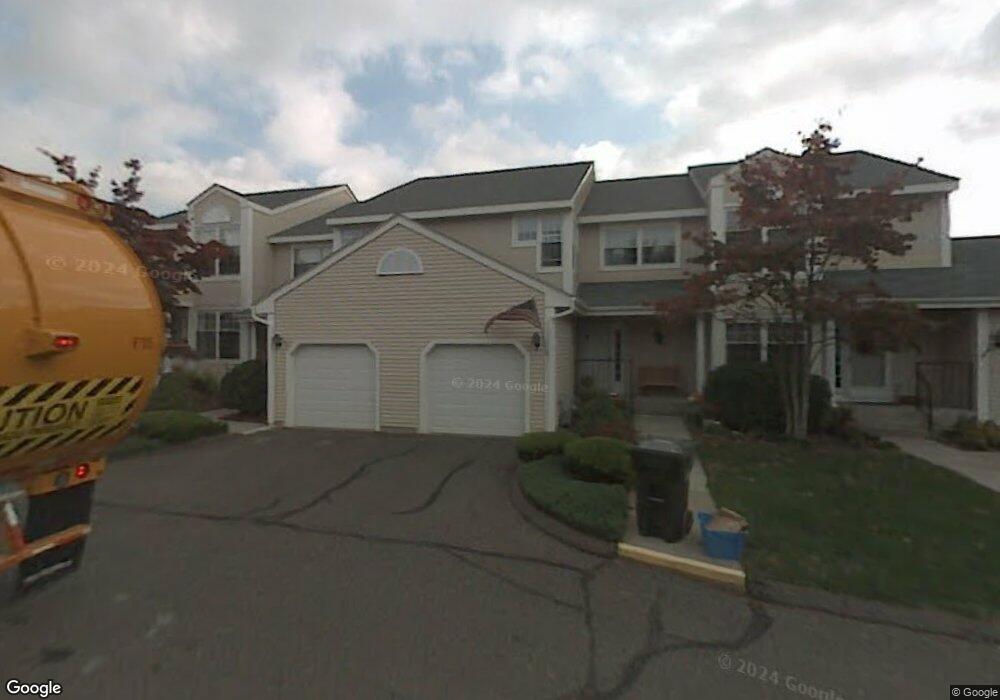 208 Limner Cir, Rocky Hill, CT 06067 - photo 1