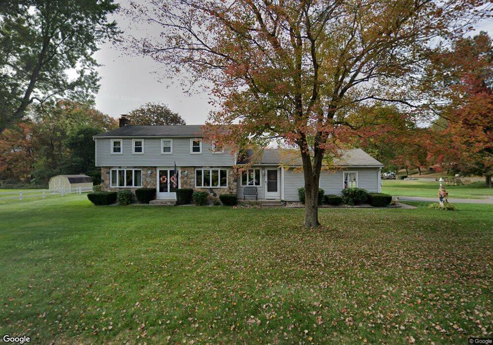 32 Hatheway Rd, Ellington, CT 06029 - photo 1