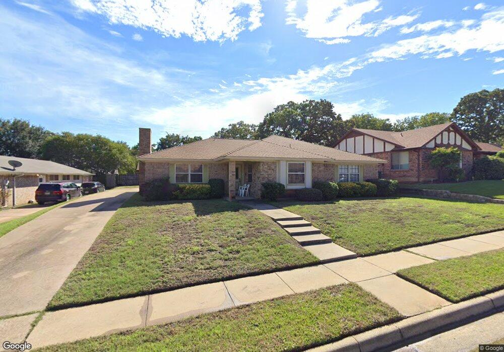 2117 Oakmeadow St, Bedford, TX 76021 - photo 1