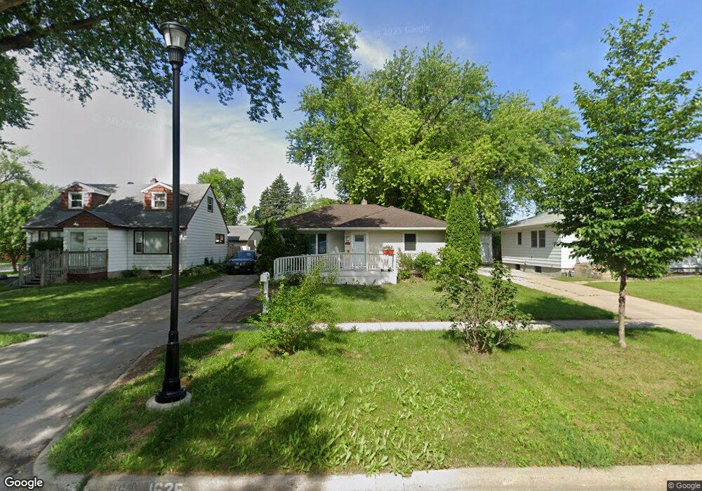1625 14th St S, Fargo, ND 58103 - photo 1